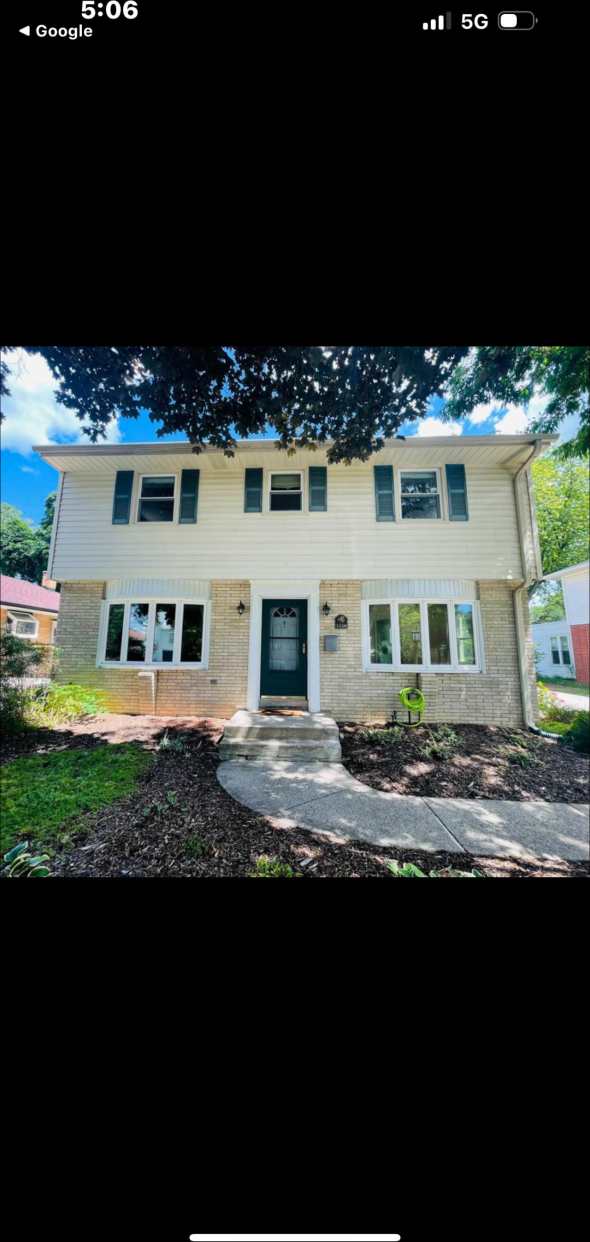 5550 North Navajo Avenue