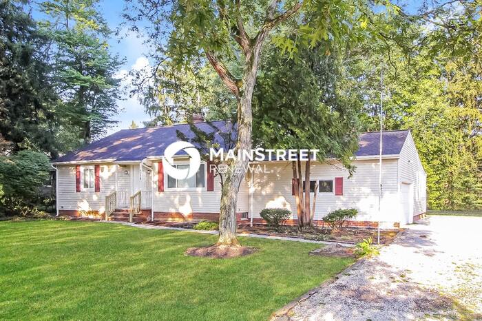 7018 Som Center Road