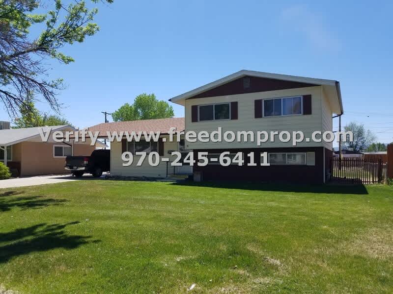 2015 Gunnison Avenue