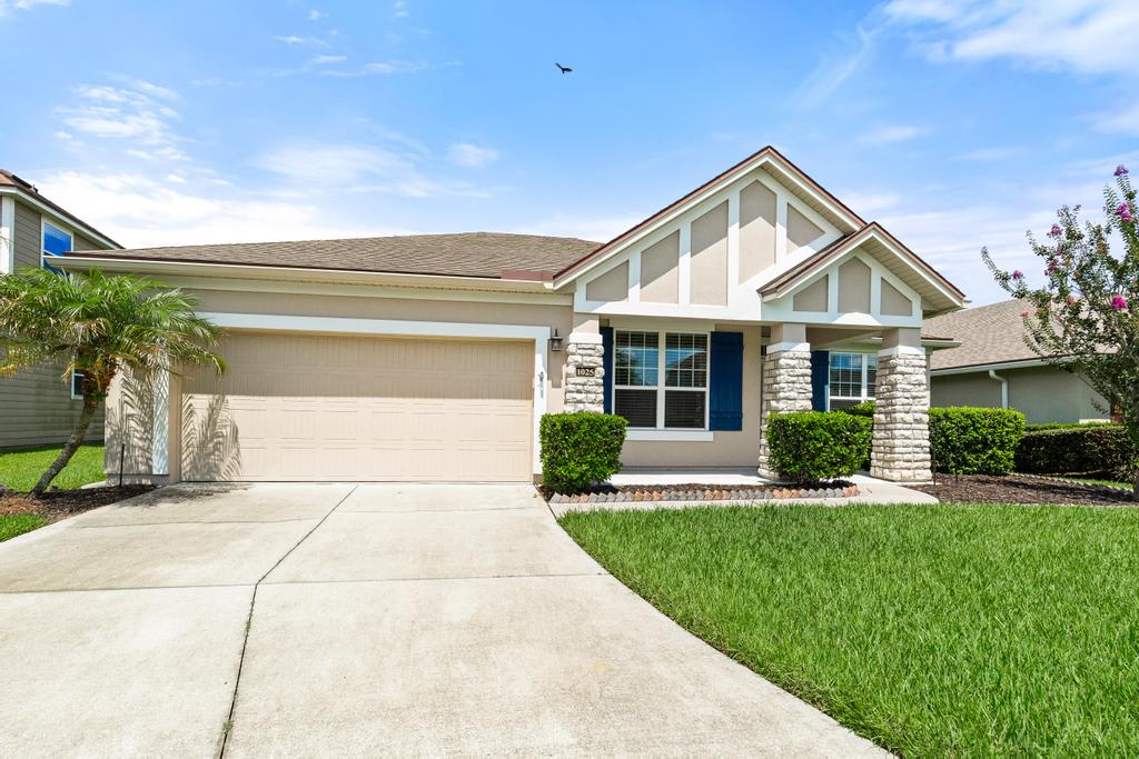 1025 Santa Cruz Street