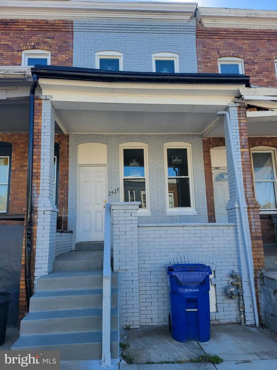 2427 E LANVALE Street