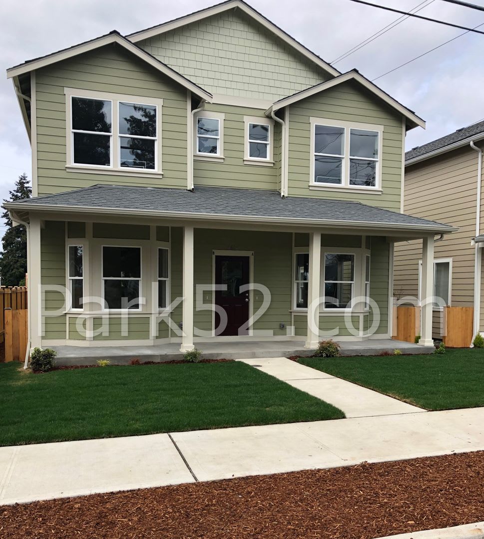 3 Bedroom 2.5 Bath Tacoma Townhouse