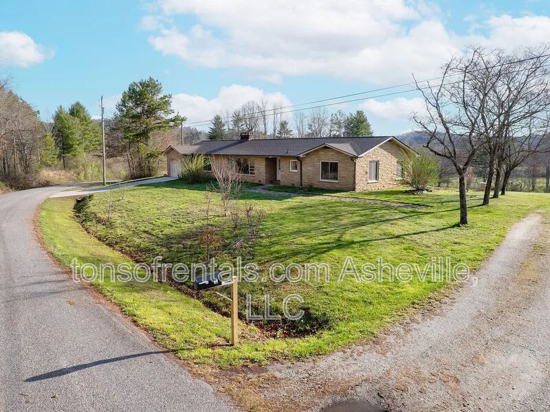 411 Old Country Home Road