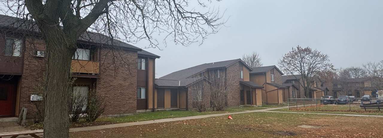 West Allis-3BD Townhouse