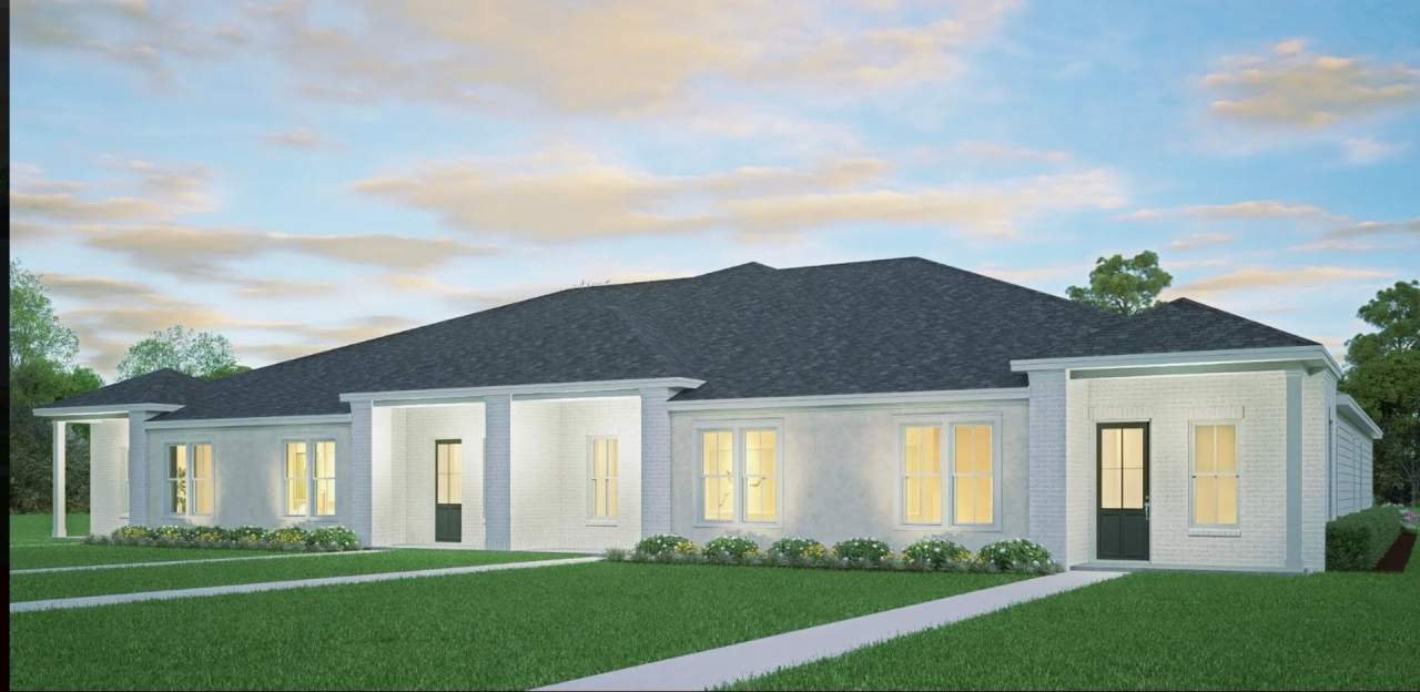Brand New in Zachary!