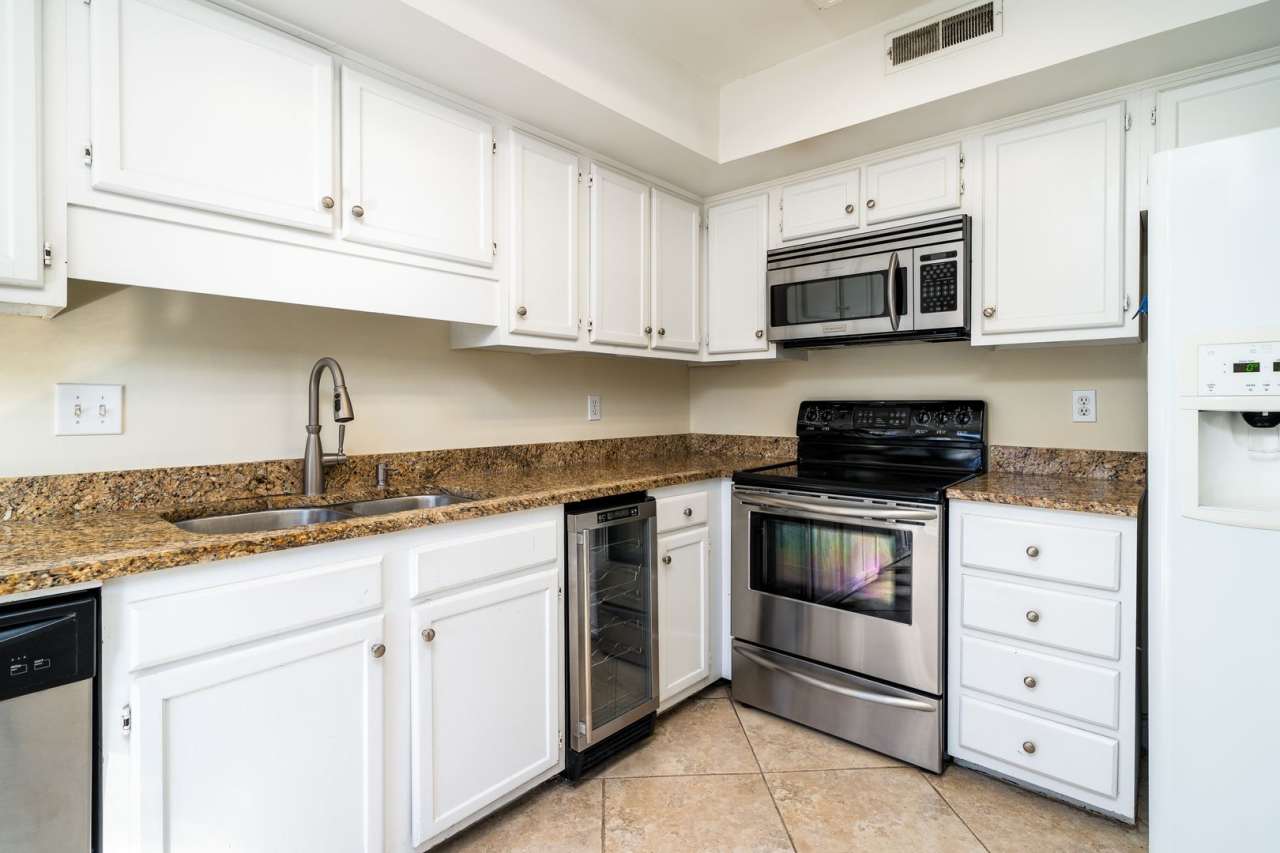 Mount Pleasant Townhome for Rent!