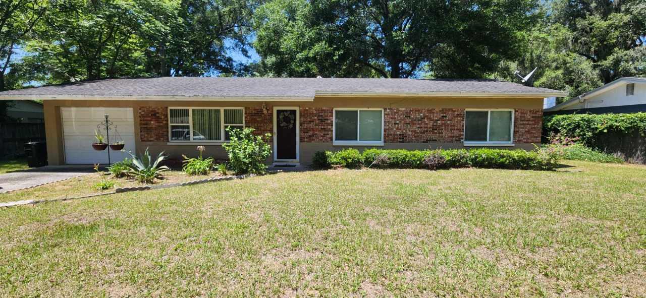 Charming 3-Bed, 2-Bath Home in Desirable Northwood South