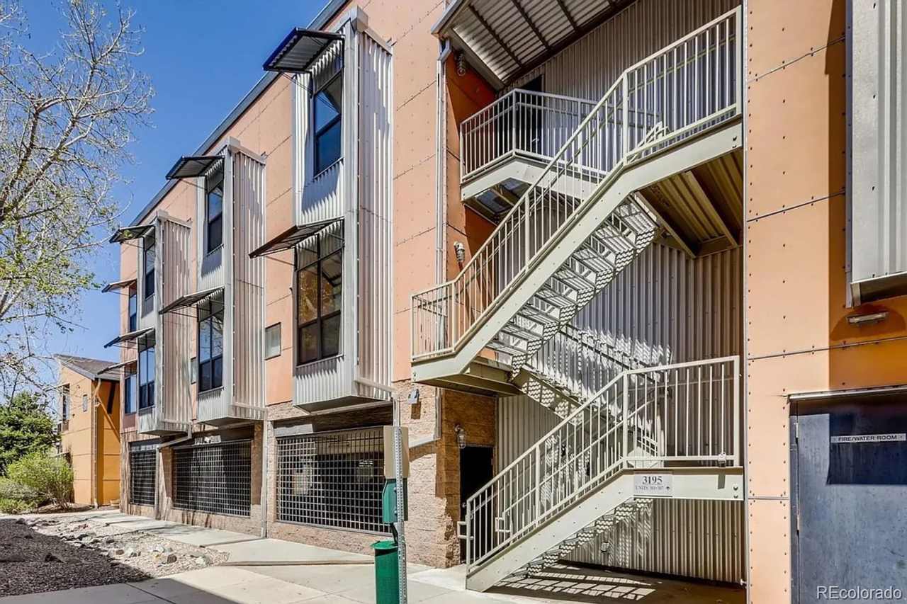 Top Level One Bedroom Condo in Rhino