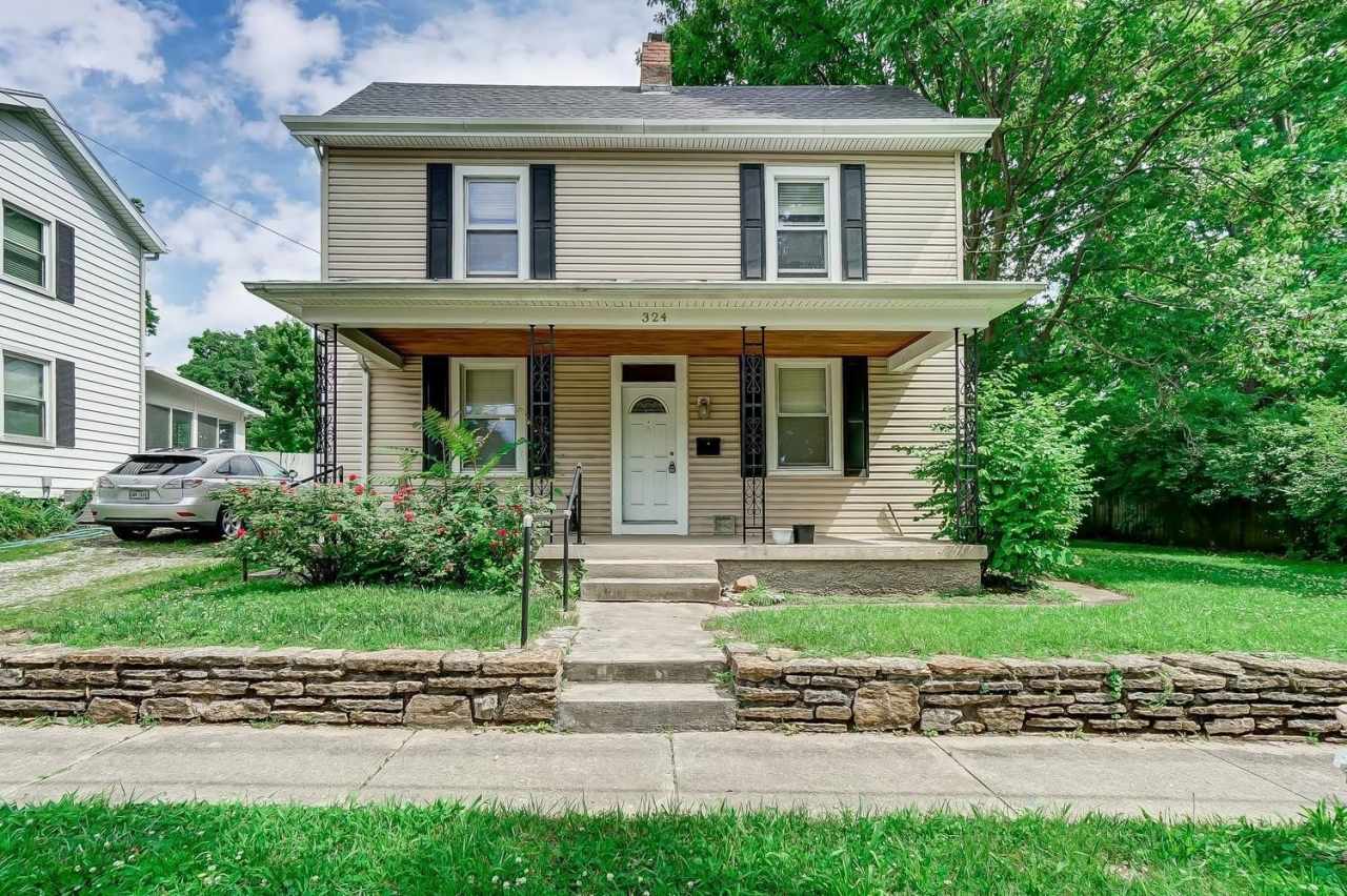 324 E Willow Avenue