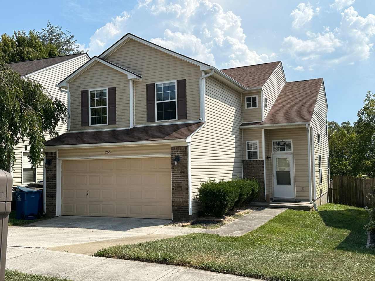 *YULETIDE SPECIAL-1/2 OFF 1st FULL MONTH!* Beautiful 3 BR, 2.5 Bath House!