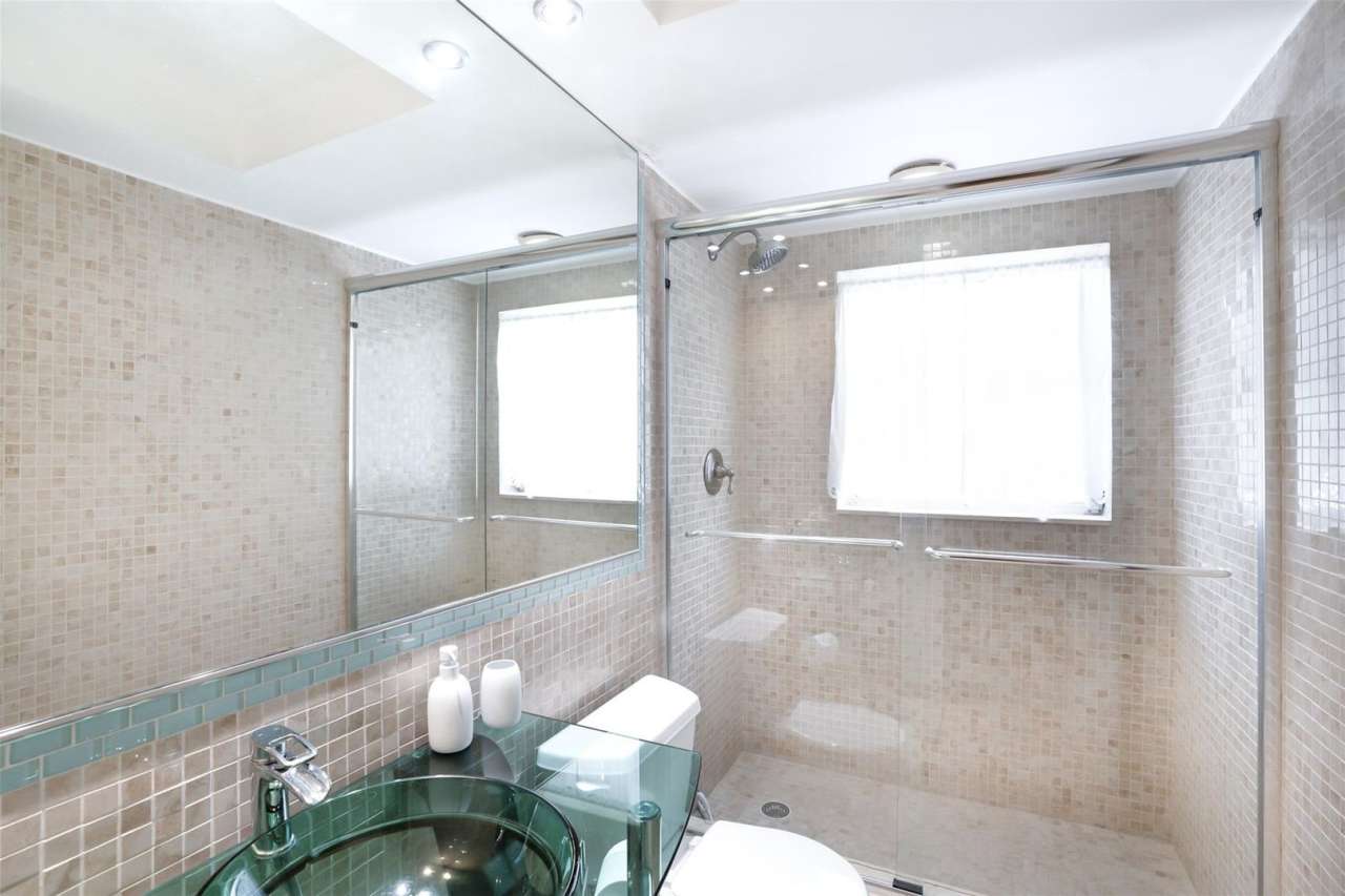 2681 S COURSE DR APT 212 POMPANO BEACH, FL 33069