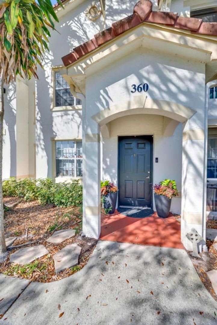 Large 2-bedroom, 2-bathroom Condo in Stuart Florida