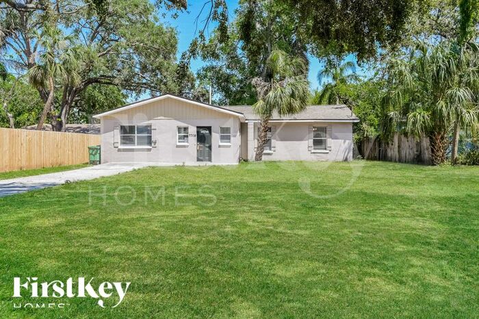 7309 North Dartmouth Avenue