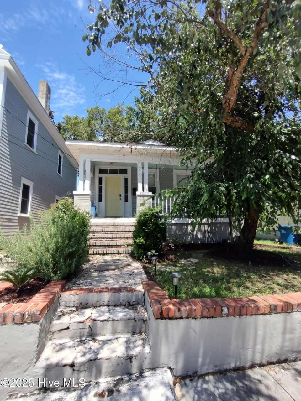 715 Red Cross Street