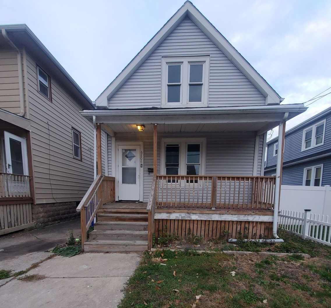 4 Bedroom single family