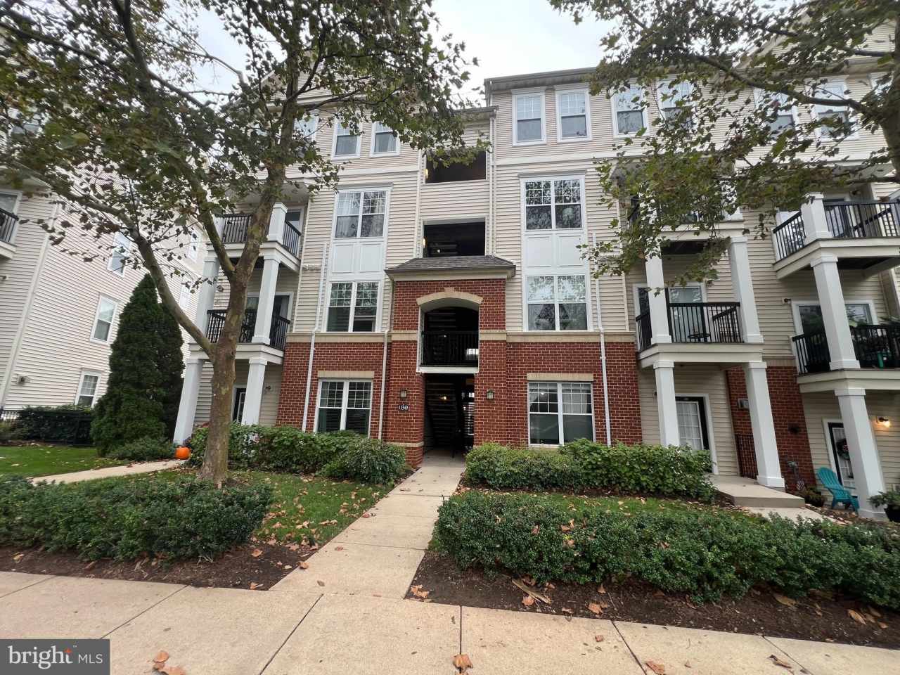 11349 ARISTOTLE Drive unit: 6-402