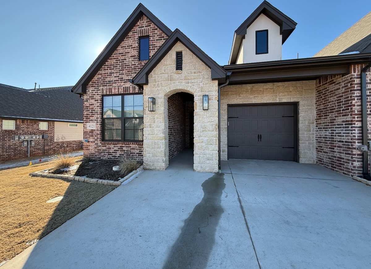 4121 Abbey Park Drive