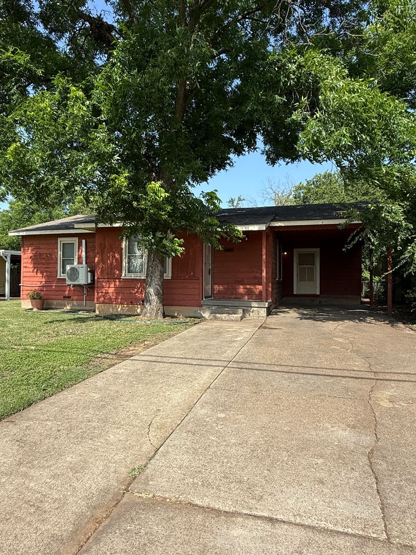 3 Bedroom 2 Bath - Brook Village