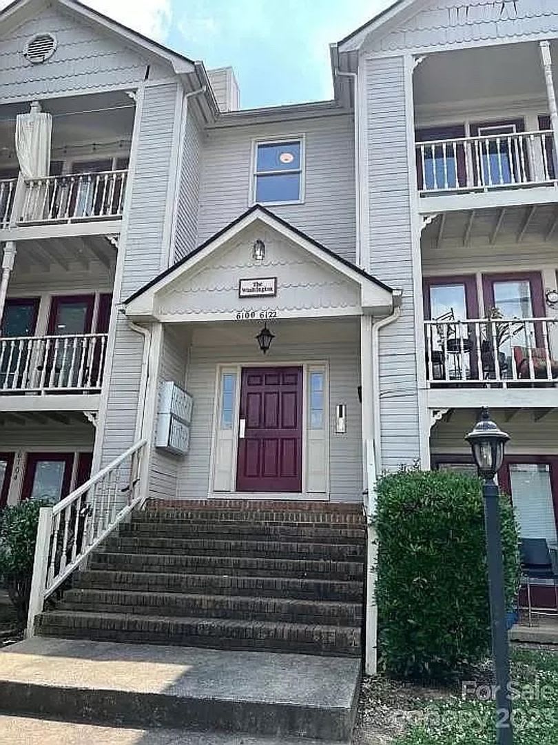 Room in 2 Bedroom Home at Meadow Rose Ln