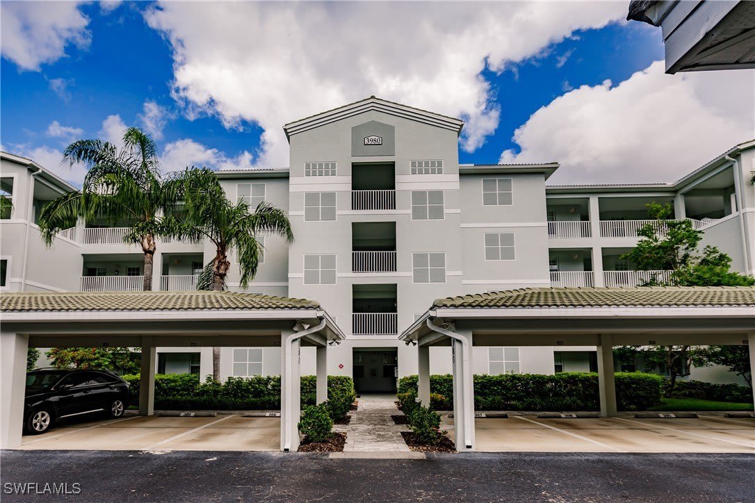 3980 Loblolly Bay Drive unit: 6-204