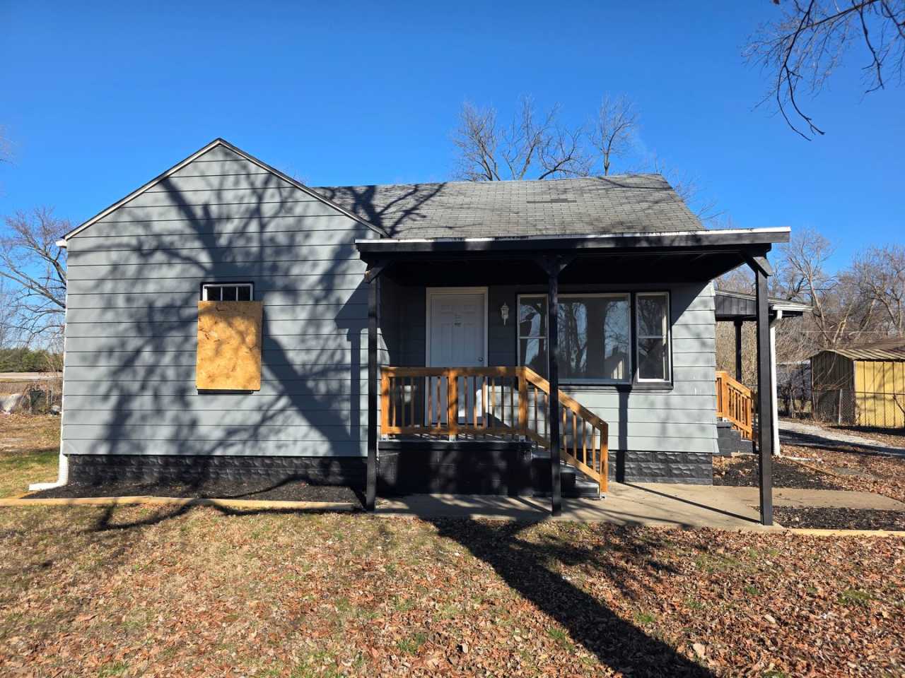 LIMITED TIME**NO APPLICATION FEE**1/2 OFF DEPOSIT**