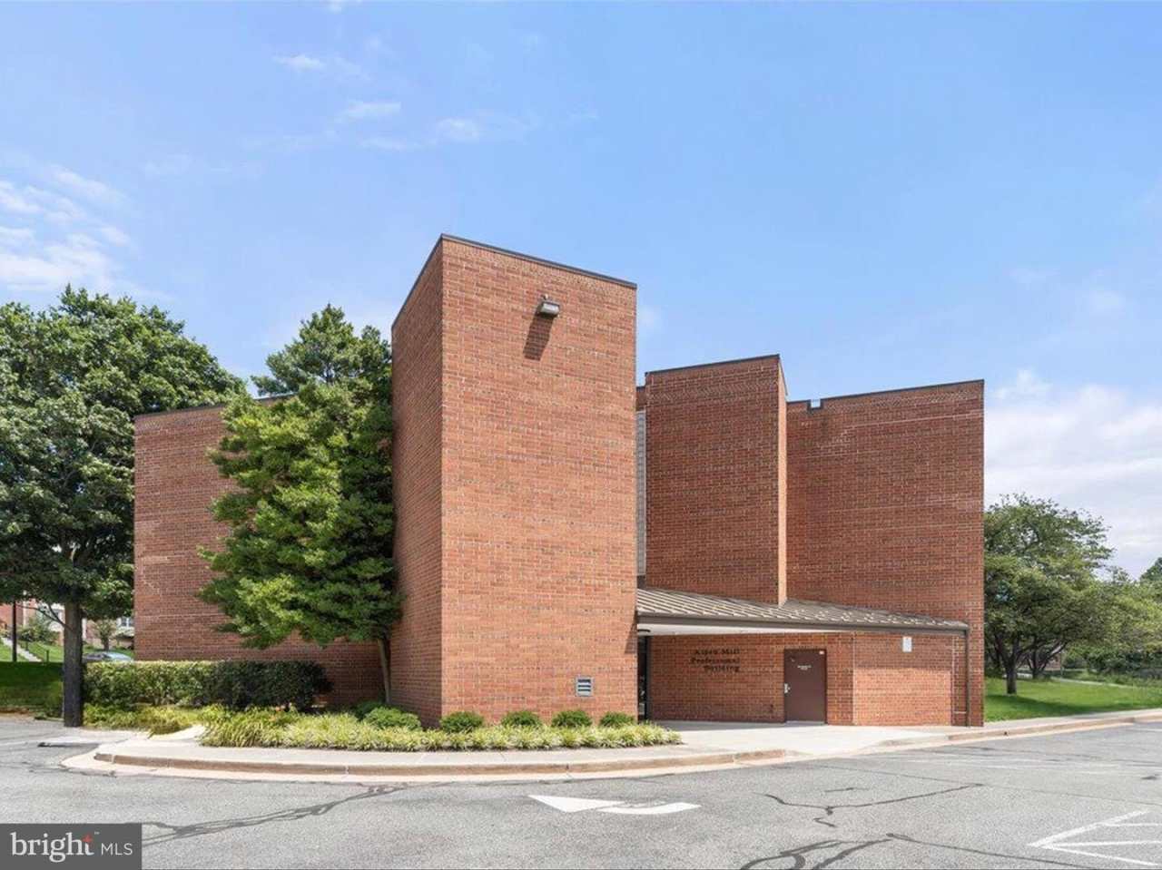 54 SCOTT ADAM RD #206