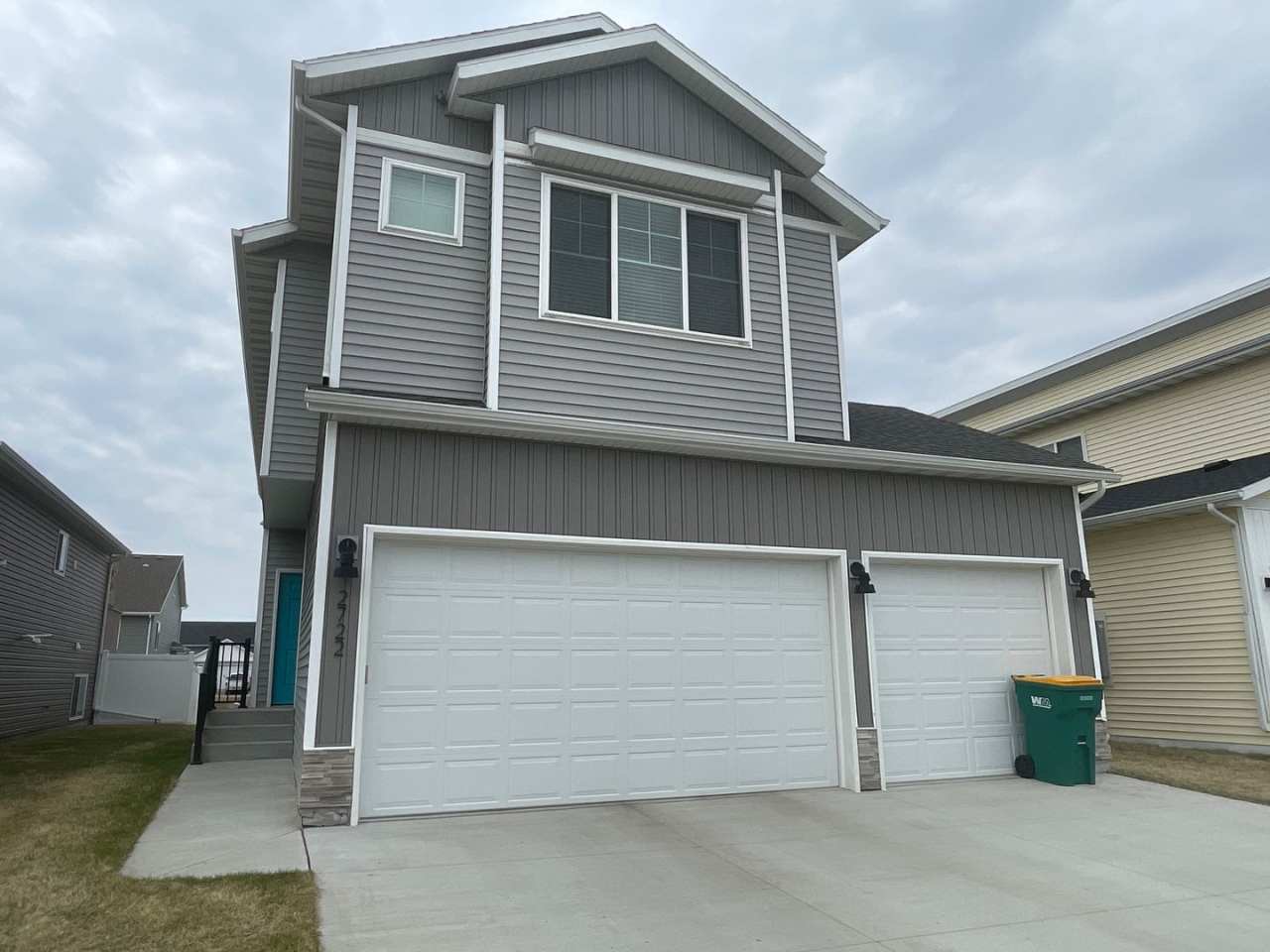 4-bedroom, 3.5-bathroom West Fargo Single-Family Home w/ 3 Stall Garage