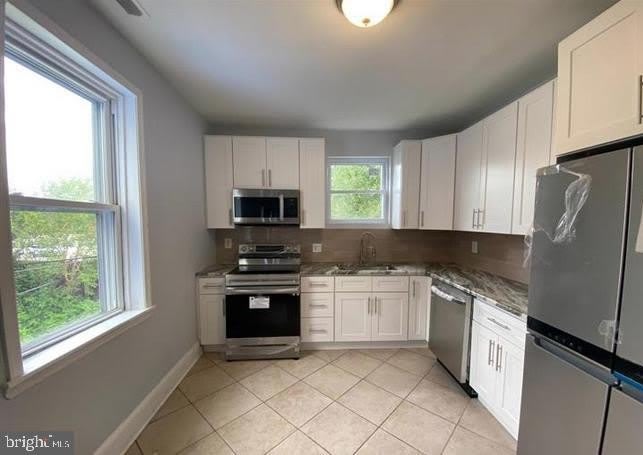 775 S FRONT Street unit: 2Nd Floor