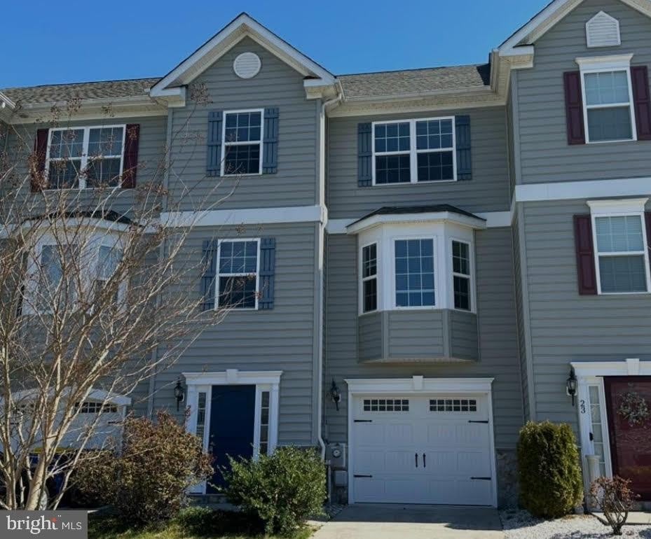 25 REPRESENTATIVE Lane