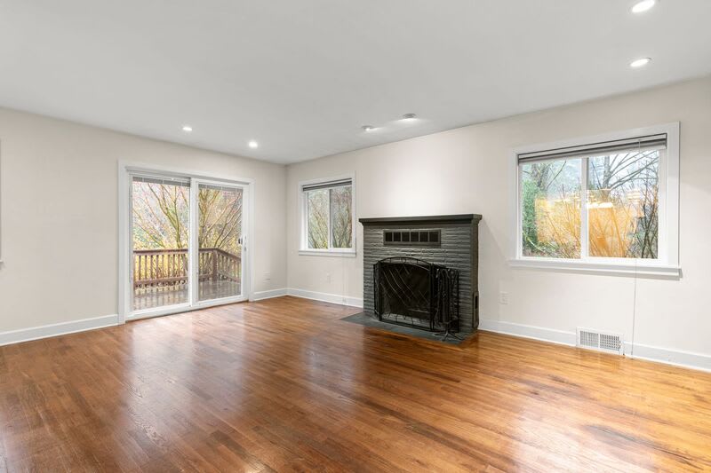 9702 SW Brookside Dr