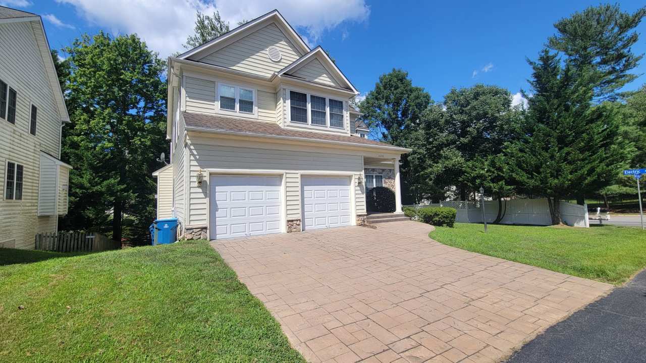 Stunning and Spacious 5 Bed 4 Bath Colonial Home With A 2-Car Garage In Bailwick