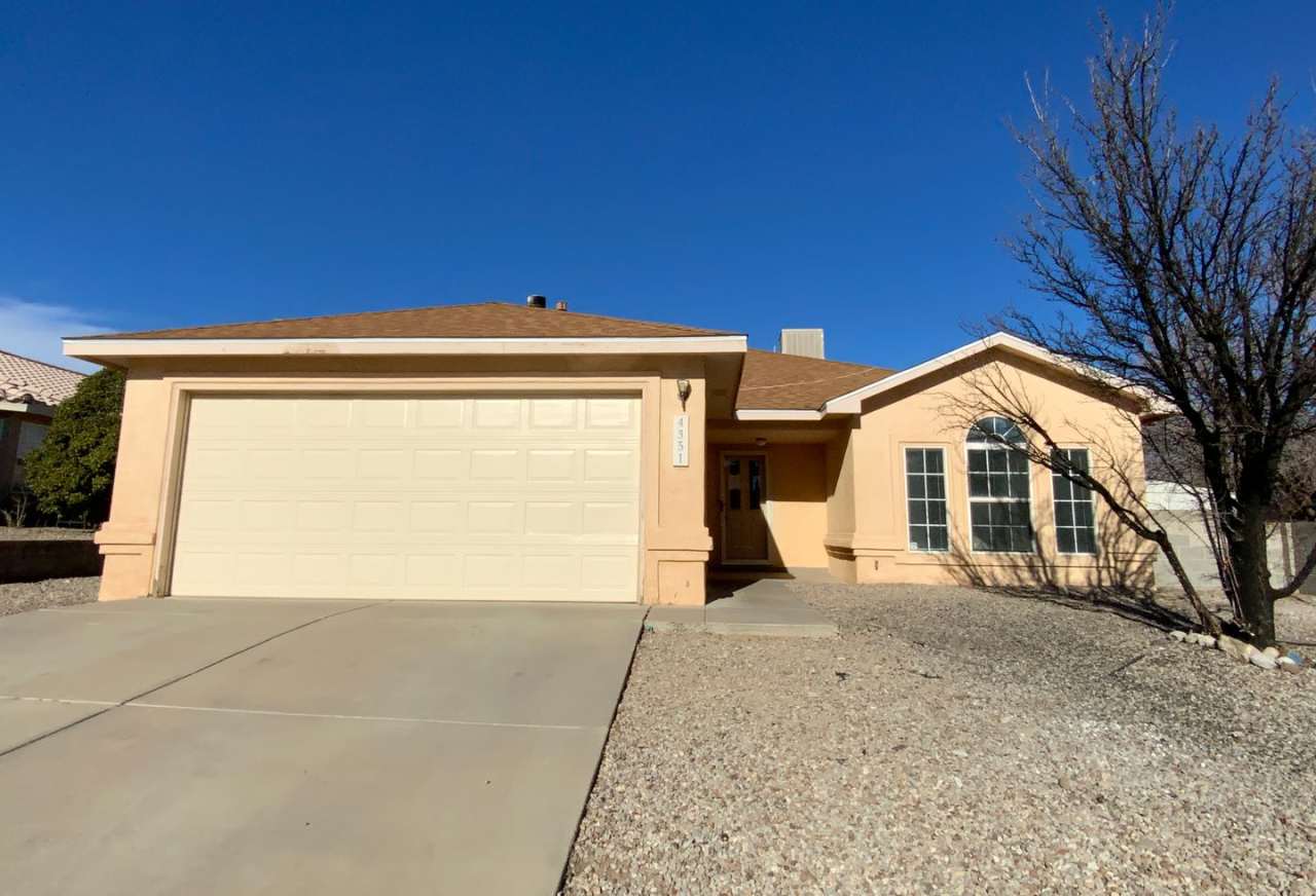 3 Bedroom Single Story Home Available Near Irving Blvd NW  Eagle Ranch Rd!