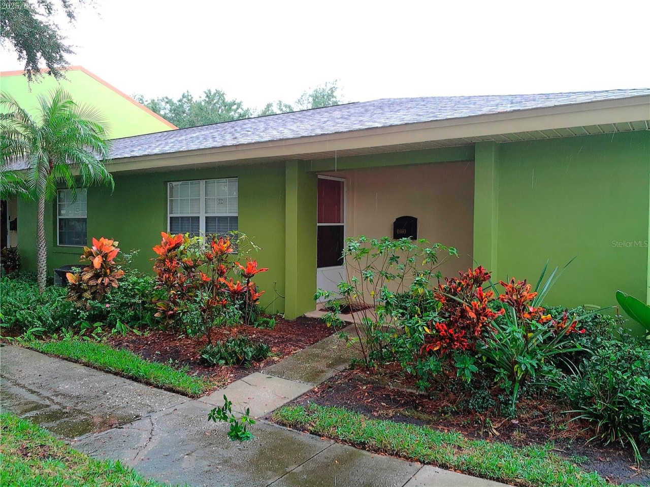 4860 TANGERINE AVENUE