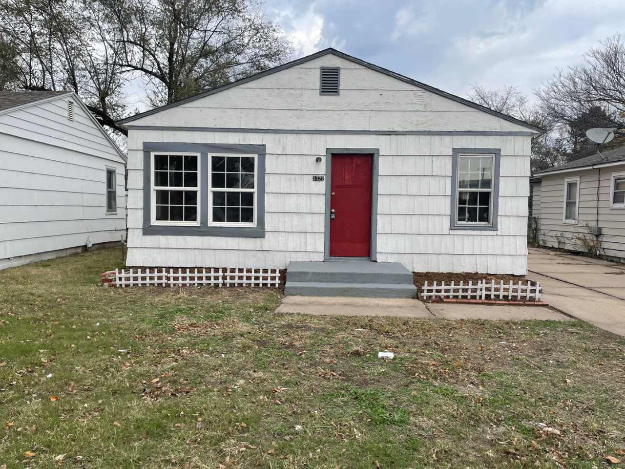 Darling 2 Bedroom in Nice Quiet Area