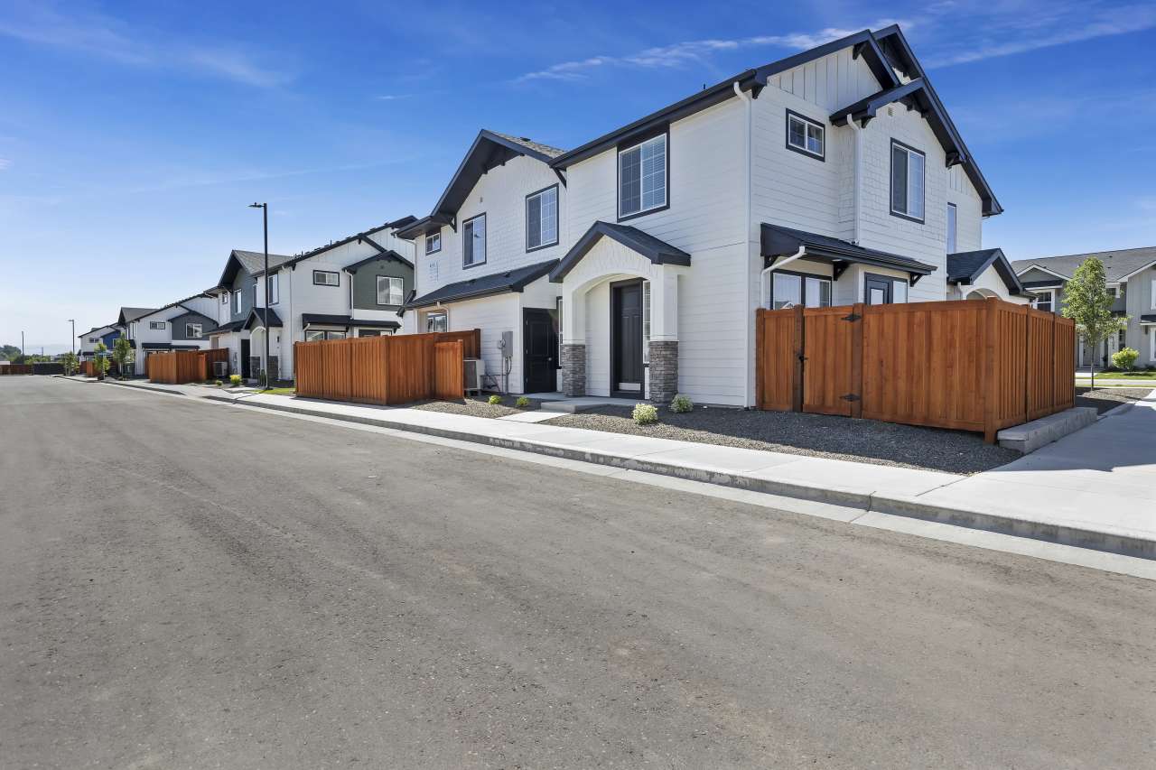 10958 West Lavonne Lane