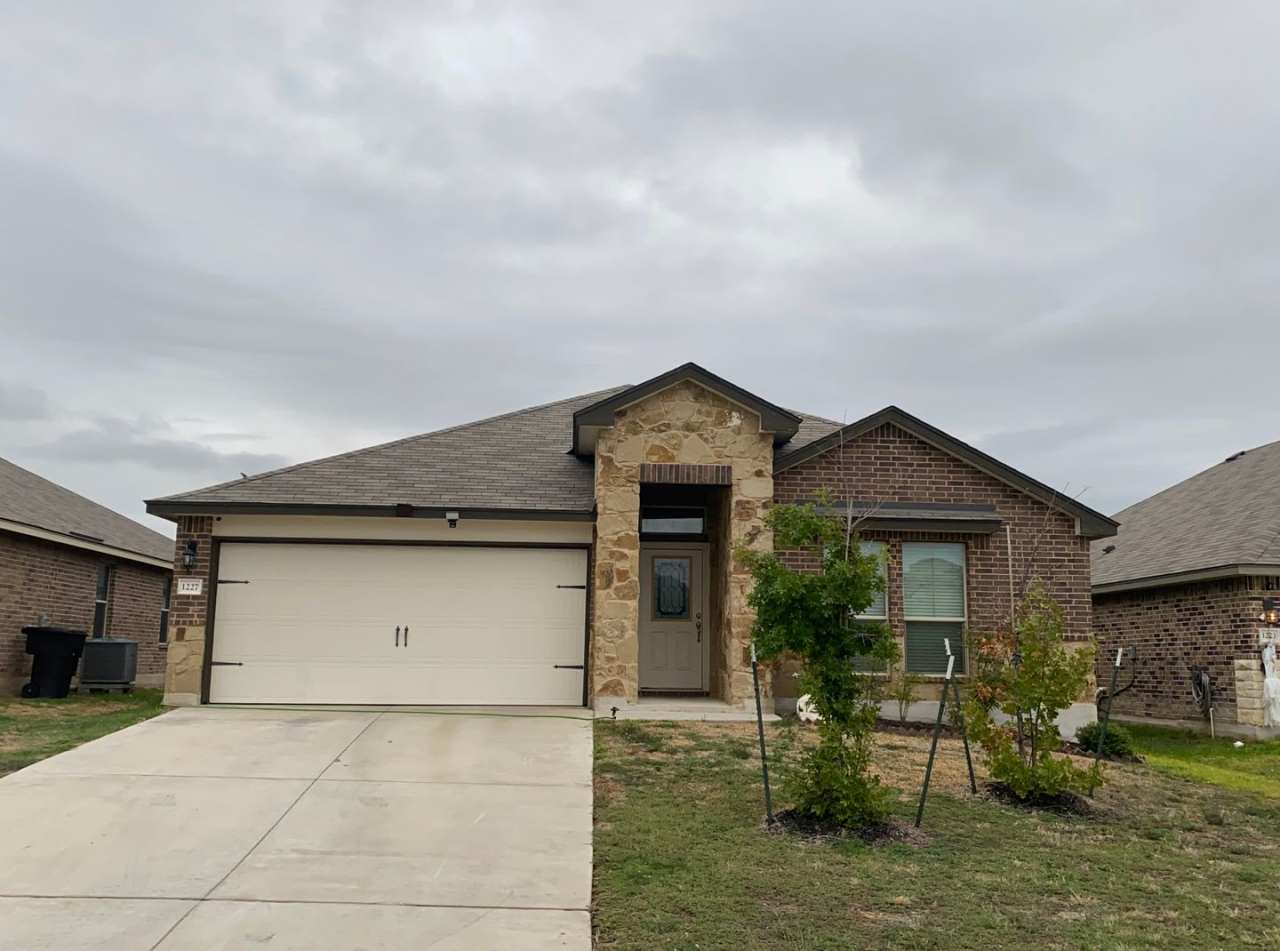 3 BEDROOM WITH COMMUNITY POOL, BELTON ISD