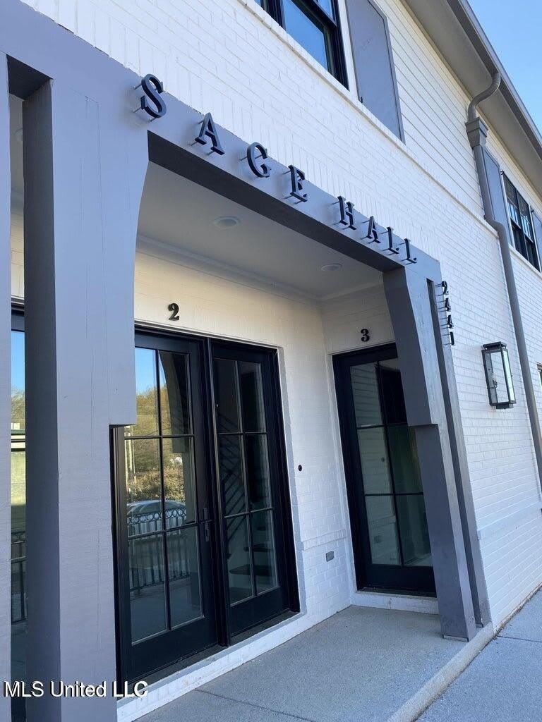 2441 Memphis Street lot: 3