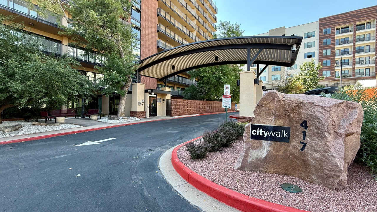 Beautiful Apartment on E Kiowa