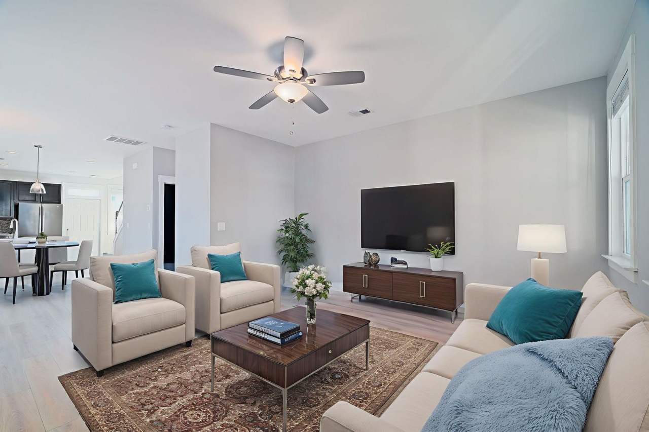 Peaceful Park Circle Retreat