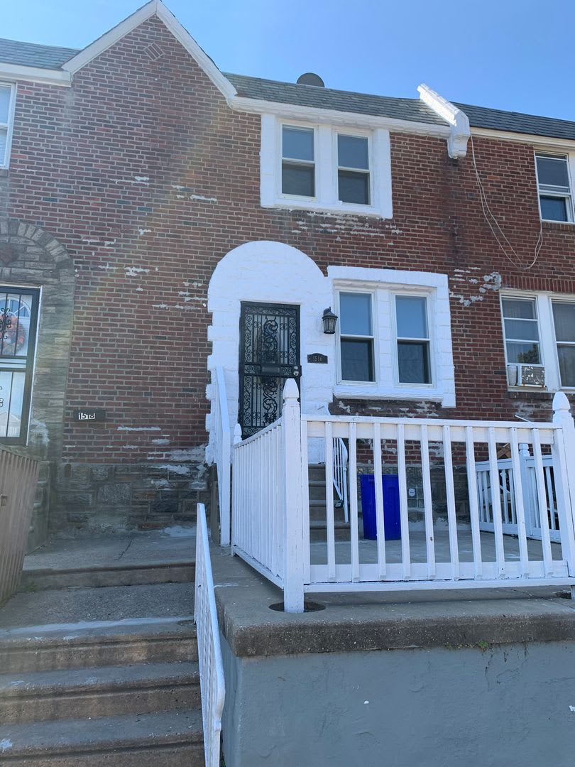 PHA house ONLY 3 bed 1 bath