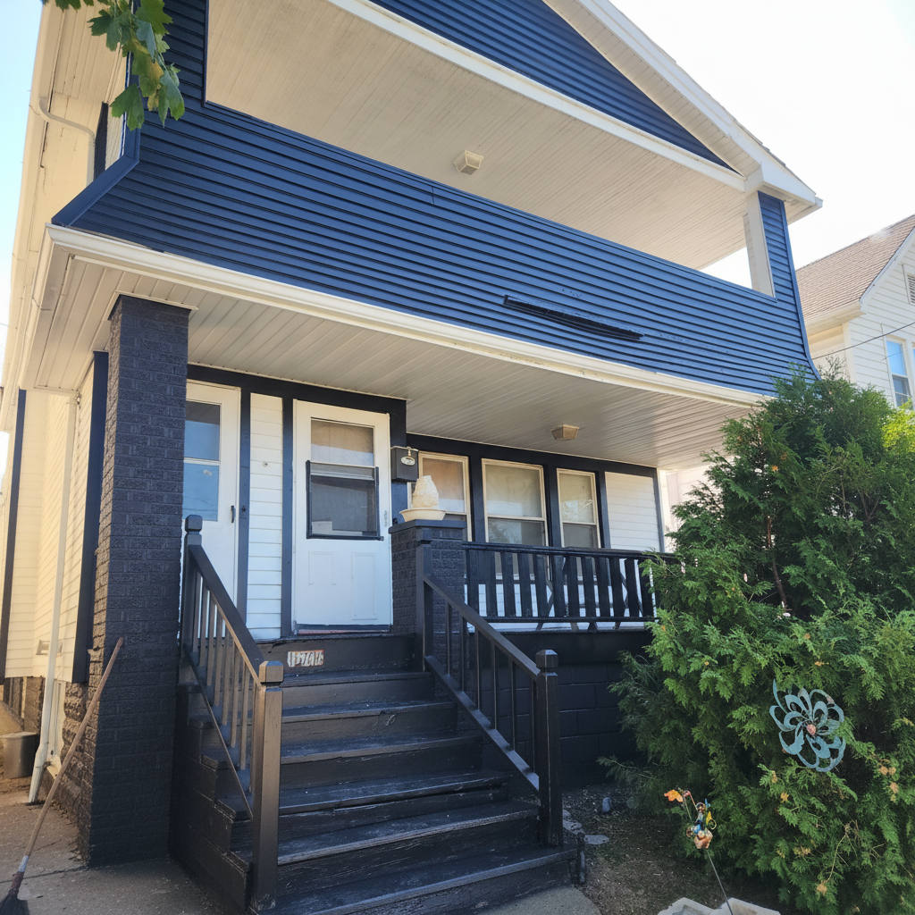 13706 Coit Road - Upper Unit