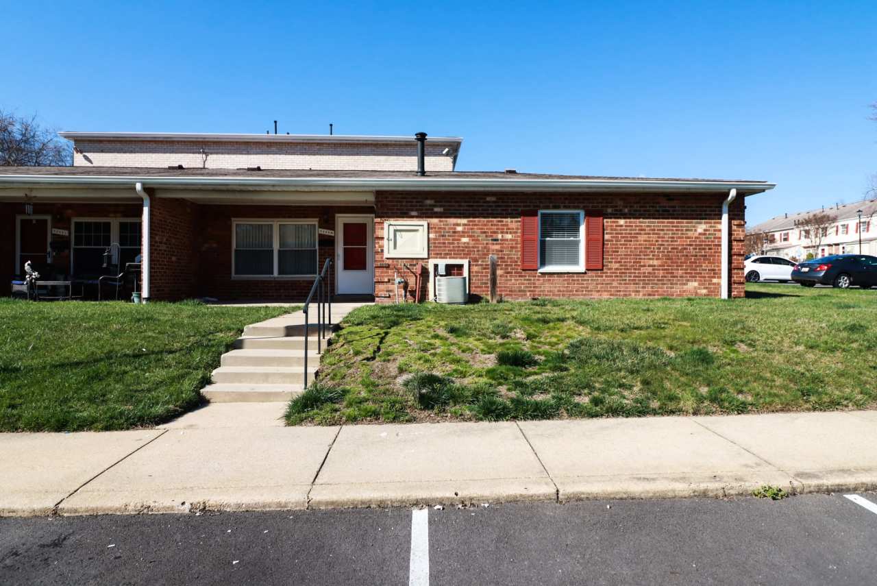 9240 Bridle Path LaneUnit M