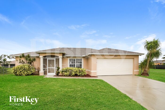 2613 Northeast 6th Avenue