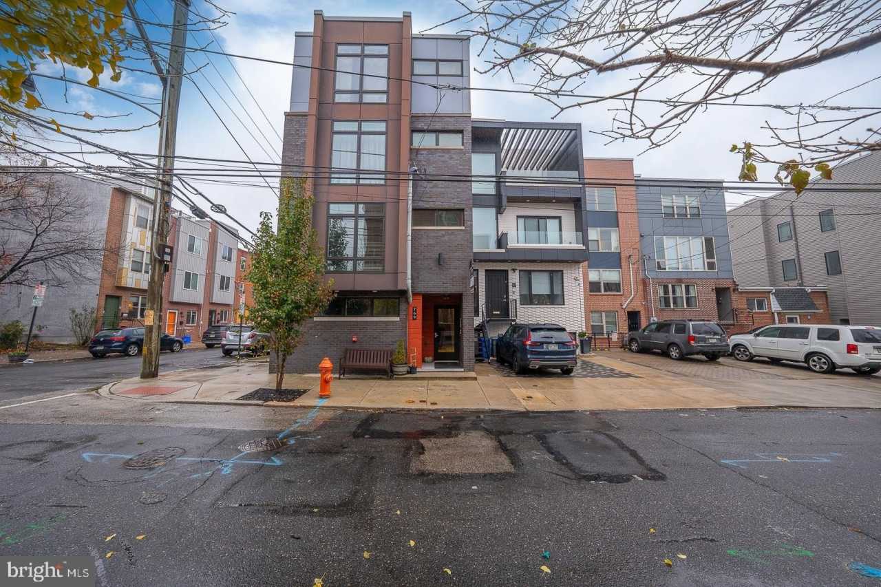 769 N UBER Street unit: 2