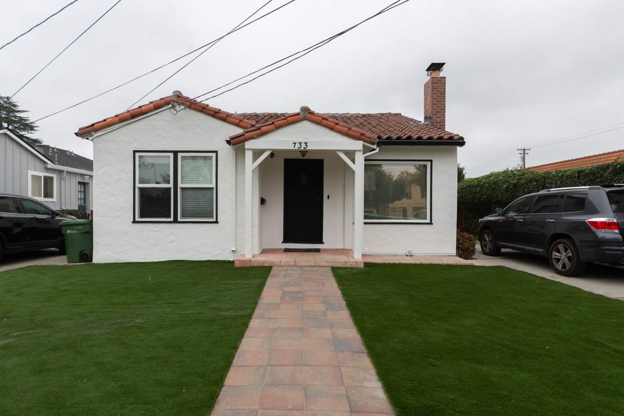 733 Poplar St