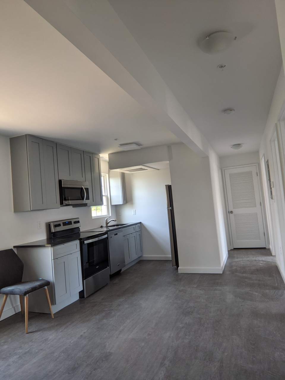 113 Wayne Place Southeast