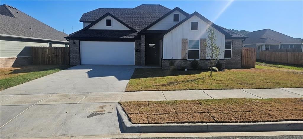 516  S Benchmark  LN