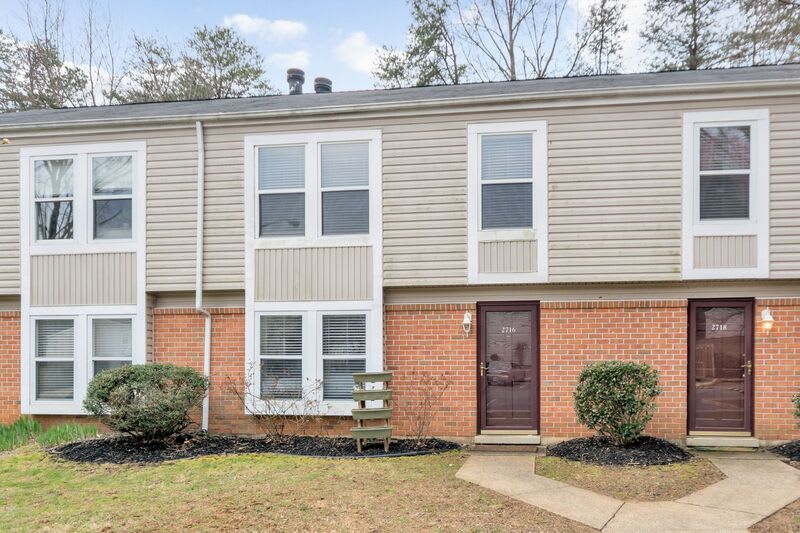 2716 Gatewood Circle