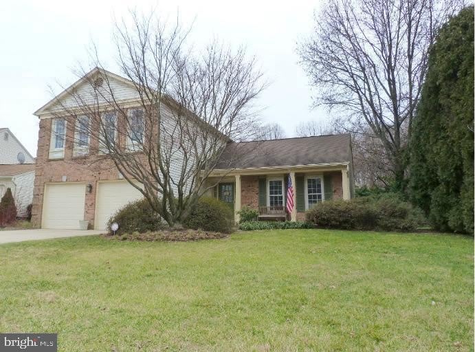 8305 FORESTREE Court