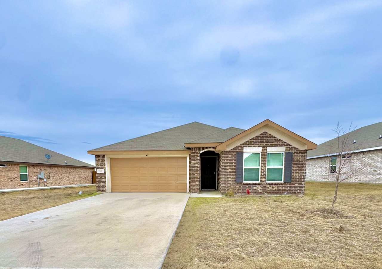 Beautiful newer home features 3 Bedrooms, 2.25 Baths, 2 Car Garage, Granite and More!